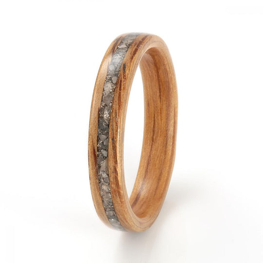 Oak Ring (3mm) with White Gold Shavings & Diamond Dust - IN STOCK - Size J