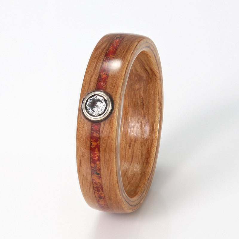 Oak with Iron Ore, Ochre & Diamond by Eco Wood Rings