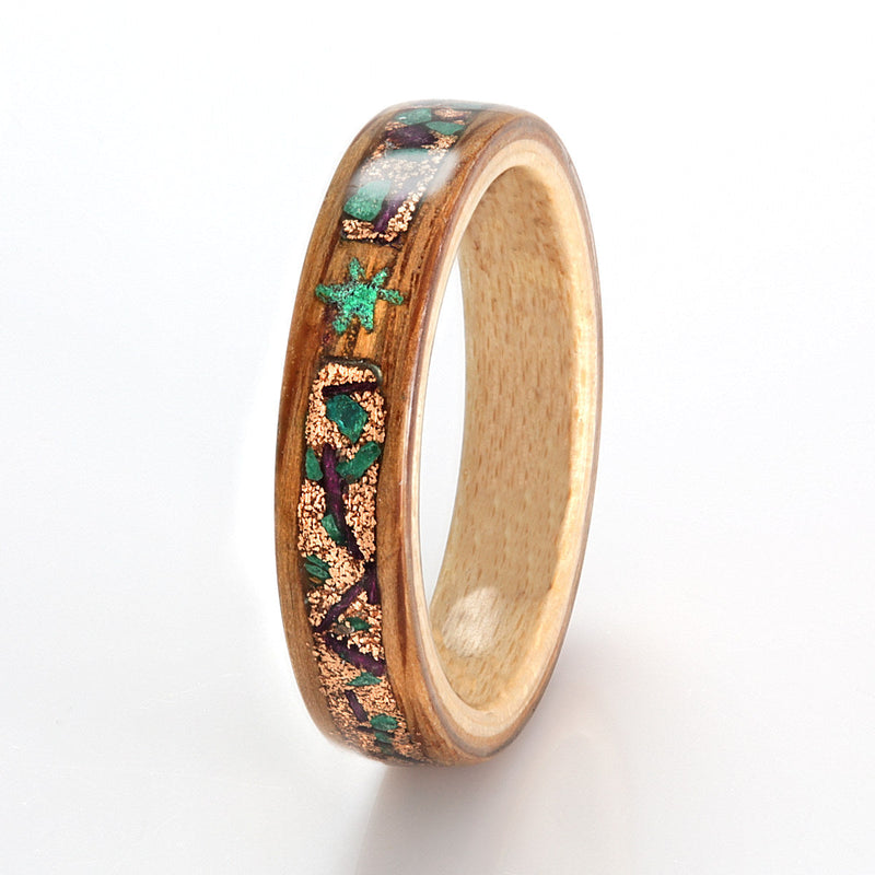 Oak with Maple, Gold Shavings, Malachite & Ribbon by Eco Wood Rings