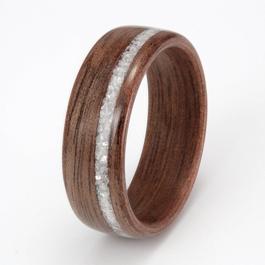 Walnut Ring 7mm with Shell & Mother of Pearl